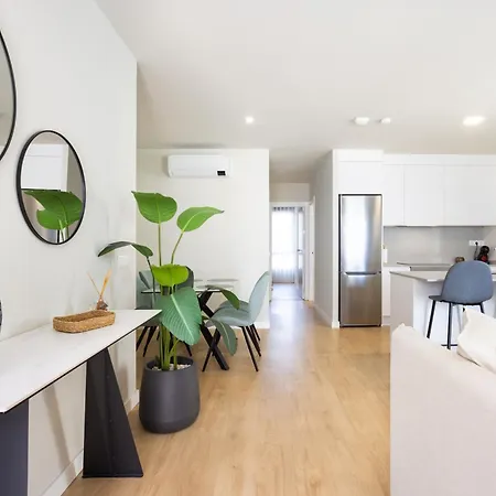 Moderno Apartamento Cerca Del Mar En Tenerife *